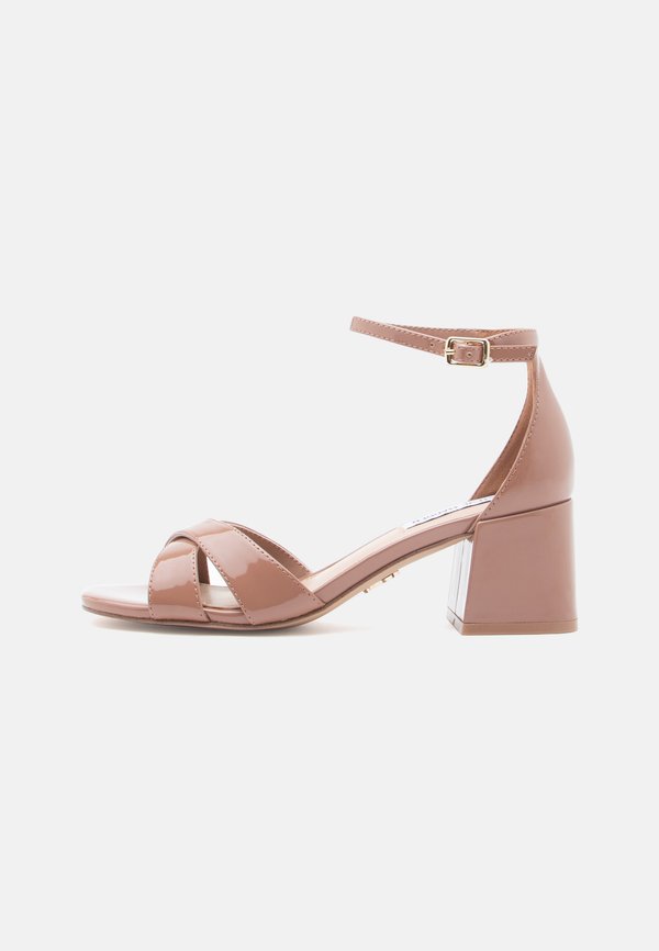 Steve Madden FERGIE
