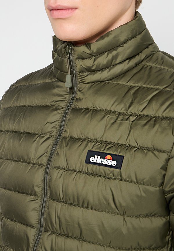 Ellesse OMAK