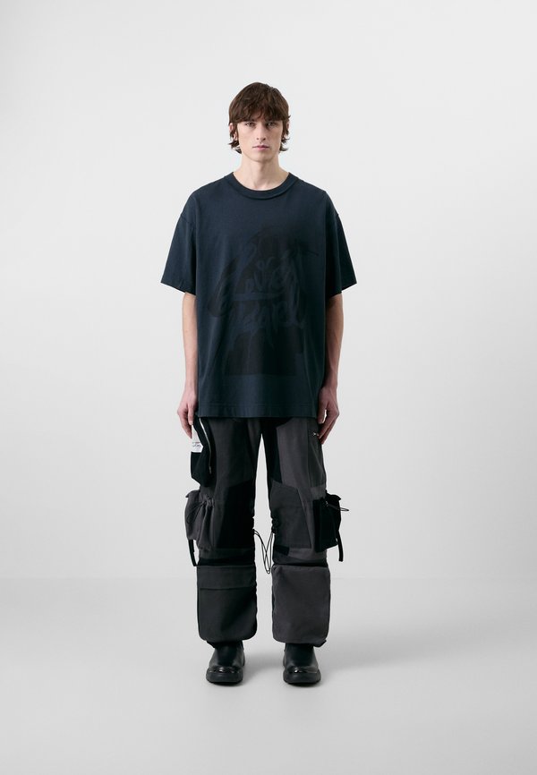 Karl Lagerfeld Jeans KLJ X ATELIER KARL TEE UNISEX