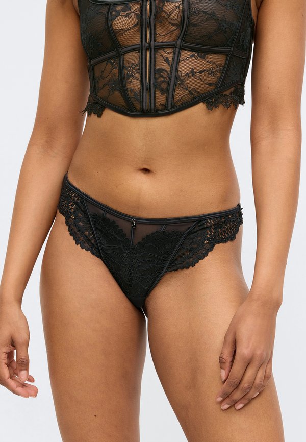 Hunkemöller WHITNEY
