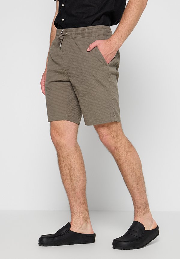 Lindbergh RELAXED FIT