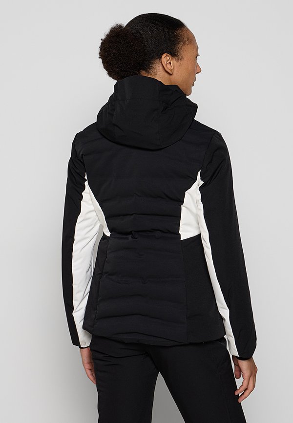 EA7 Emporio Armani