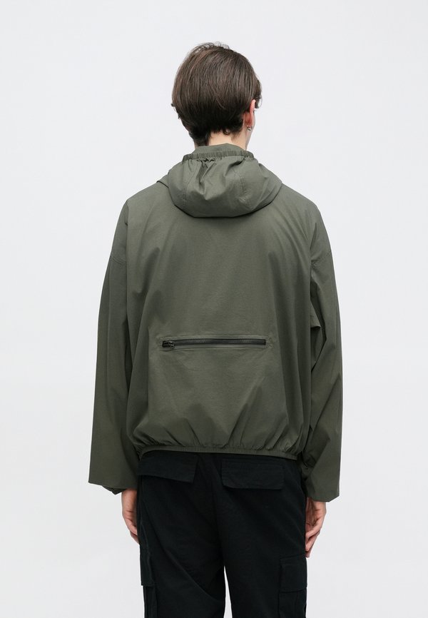 The North Face REDBOX PACKABLE HOODED JACKET