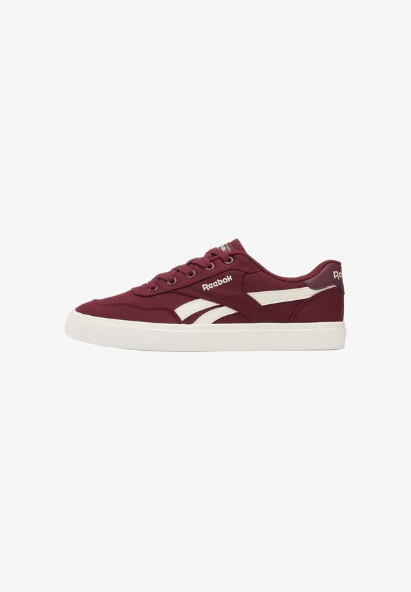 Reebok COURT ADVANCE VULC - Training shoe - black/cherry chalk