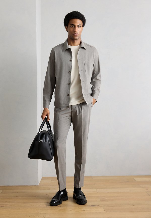 Marc O'Polo OVERSHIRT ONE CHEST AND SIDE SEAM POCKETS STRAIGHT