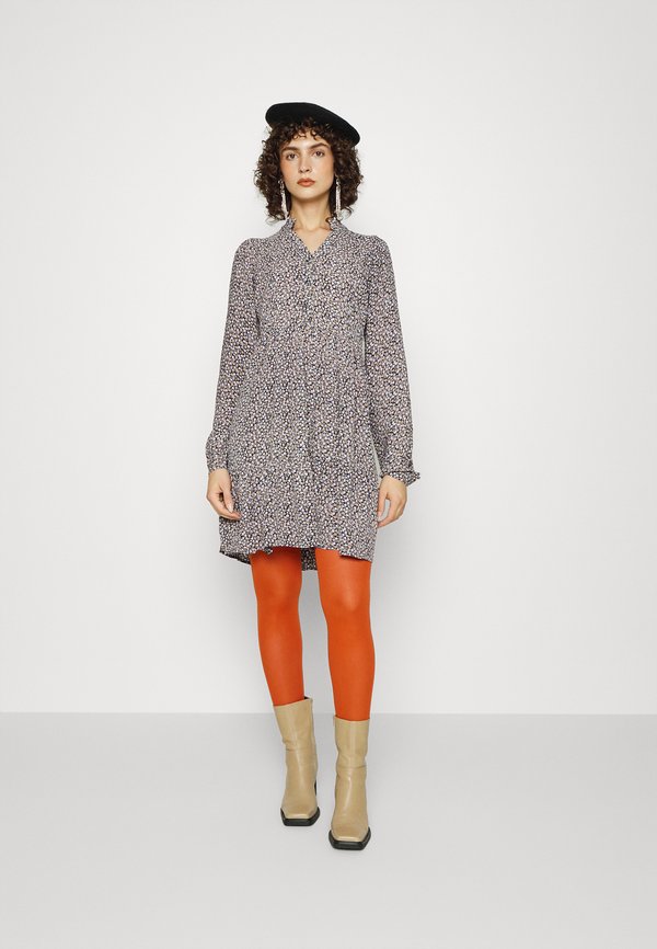 Vero Moda Tall VMCAITLYNN DRESS