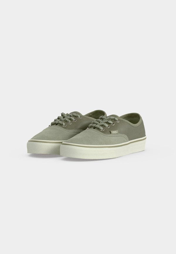 Vans AUTHENTIC