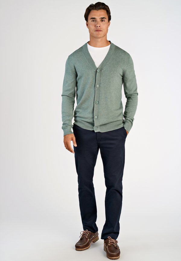 Lindbergh V NECK BUTTON CARDIGAN