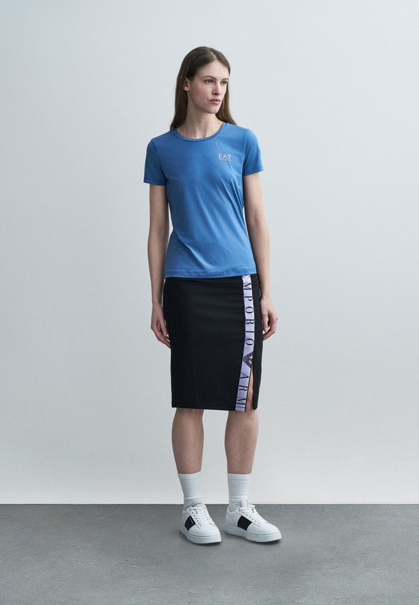 EA7 Emporio Armani