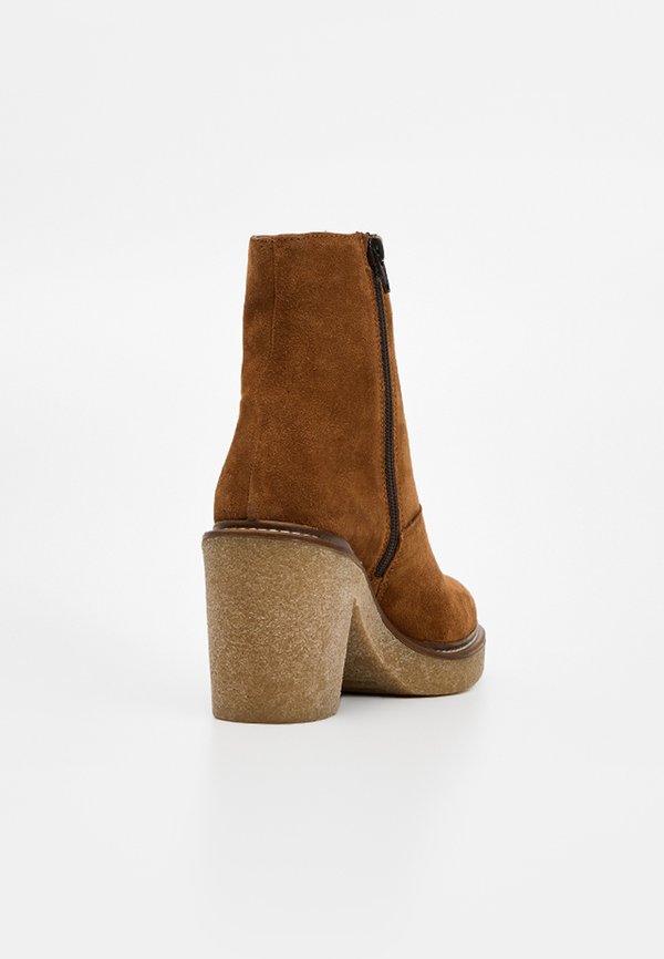 Clarks COLDEN UP