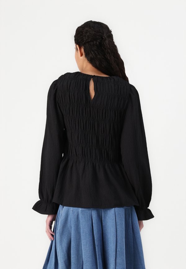 Pieces PCFRANNA O NECK