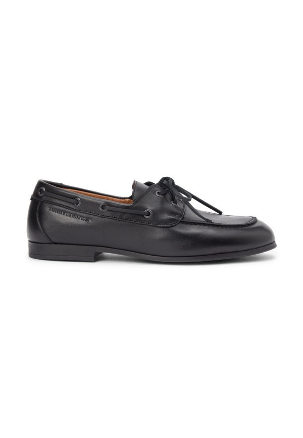 Tommy Hilfiger LEATHER FLEXIBLE BOAT SHOES