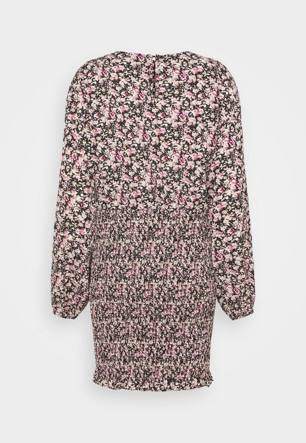 Missguided Petite FLORAL SHIRRED LONG SLEEVE MINI DRESS