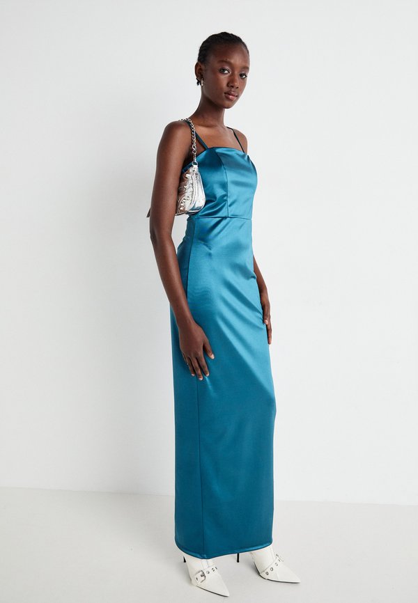 WAL G. AUTUMN WEDDING BELLA STRAPPY
