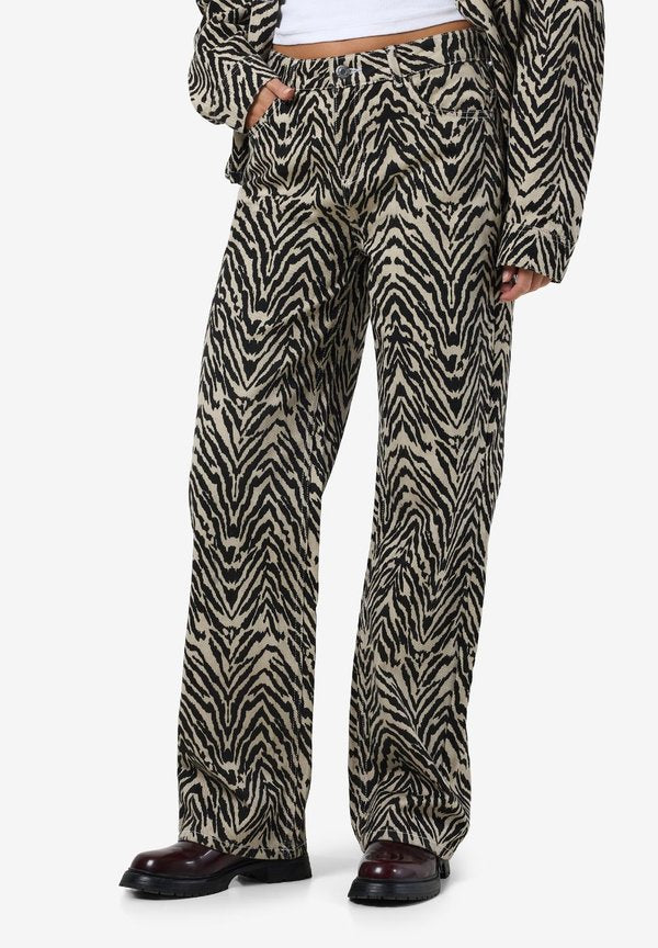 Noisy May NMMARLEY ZEBRA