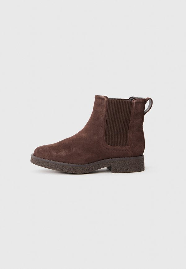 Clarks NELLA