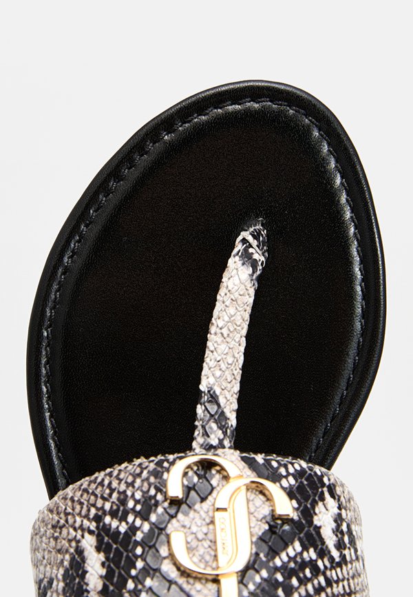 Jimmy Choo JC