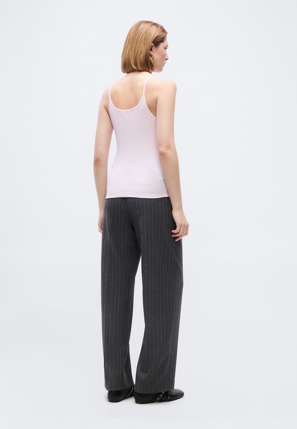 Tommy Jeans LOGO SLIM VEST TOP