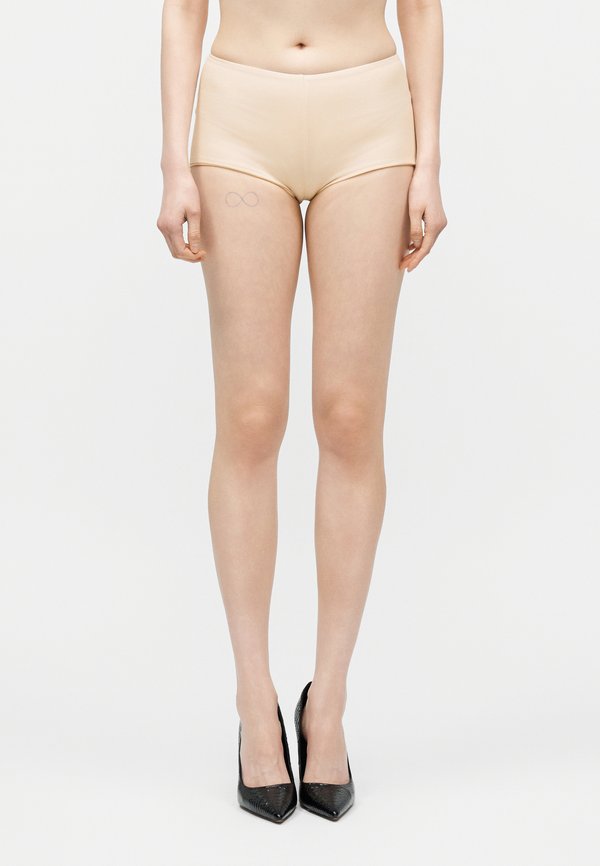 Undress Code LILIA