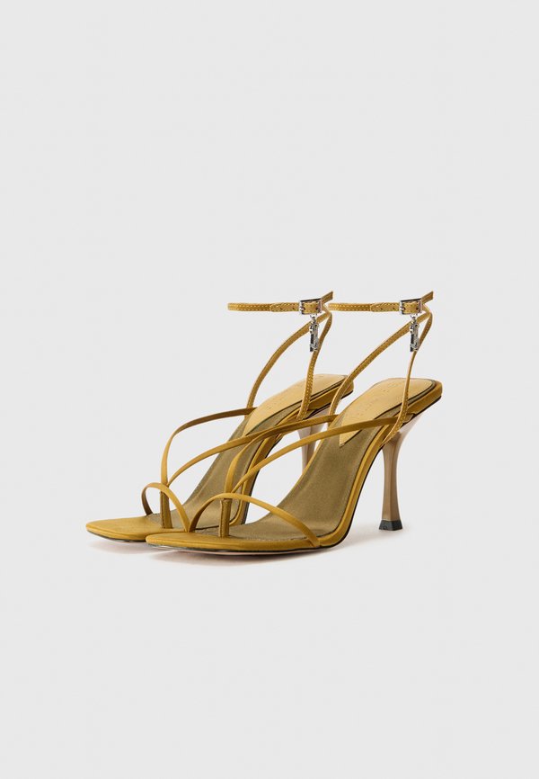 Steve Madden ANNIE
