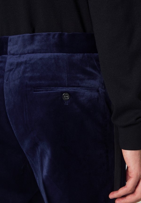 Lindbergh VELVET TUXEDO SUIT