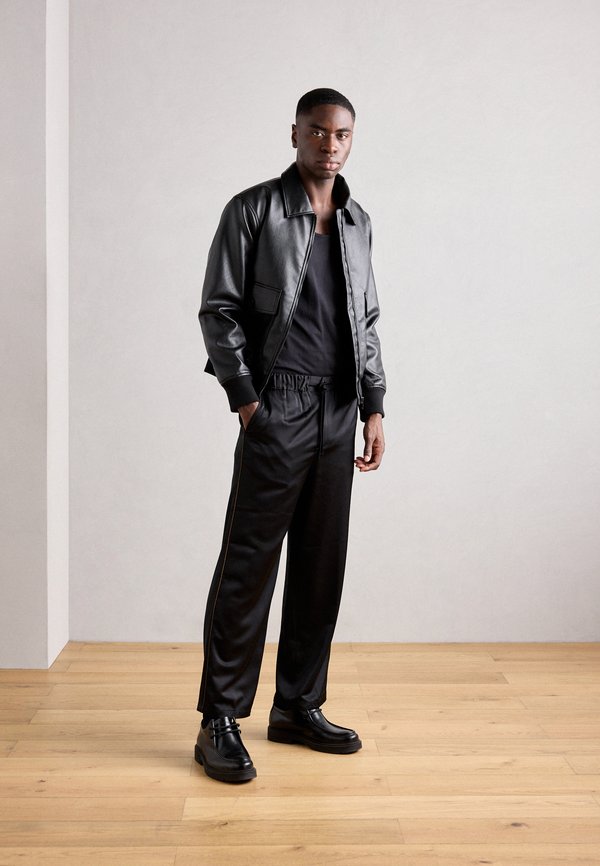 Scotch & Soda RELAXED FIT