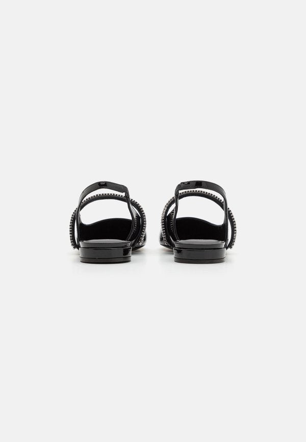 Stuart Weitzman STEFANIE FLAT