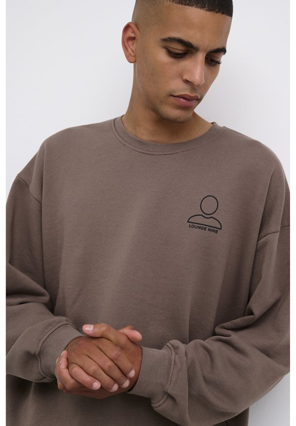 Lounge Nine QONDRADLN UNISEX