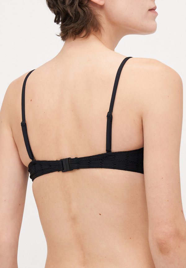 Roxy CAMILO BANDEAU
