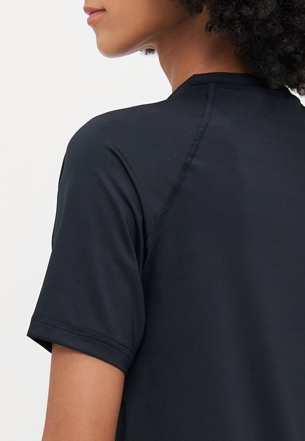 Roxy ESSENTIAL