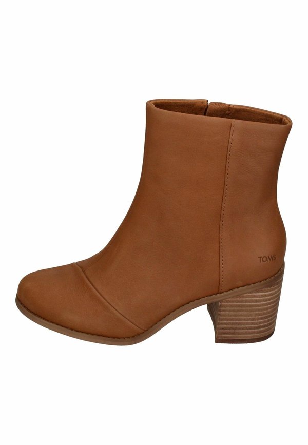 TOMS EVELYN