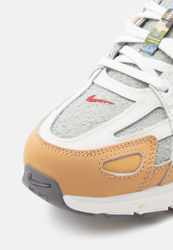 Nike Sportswear P 6000