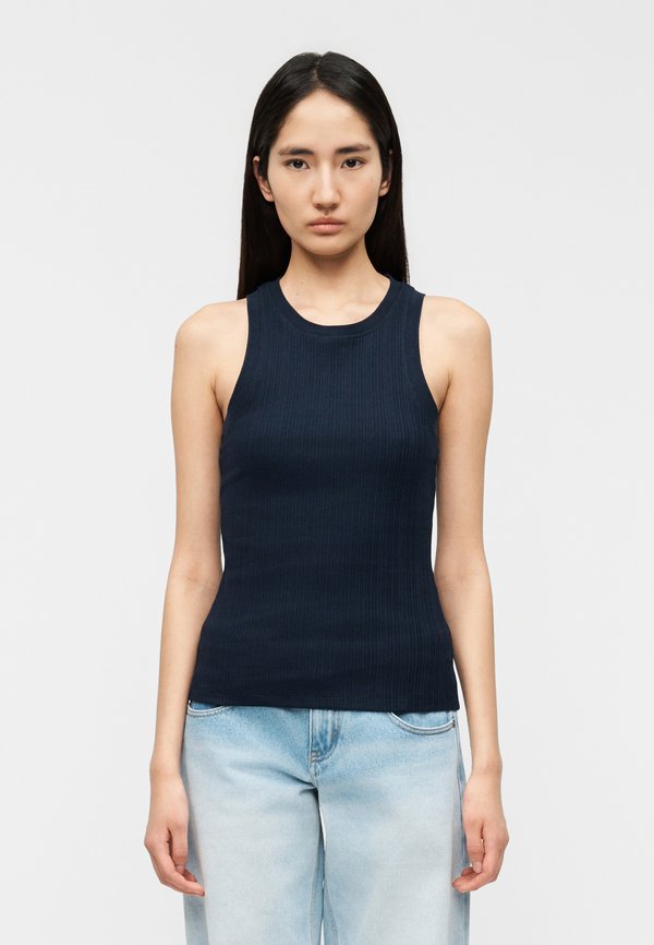 Victoria Beckham TANK