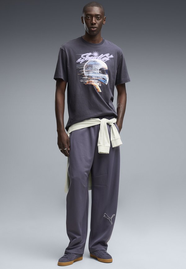 Puma T7 LOVE OF THE CAT BARREL TRACK PANTS - Tracksuit bottoms - inky depths-créme de mint