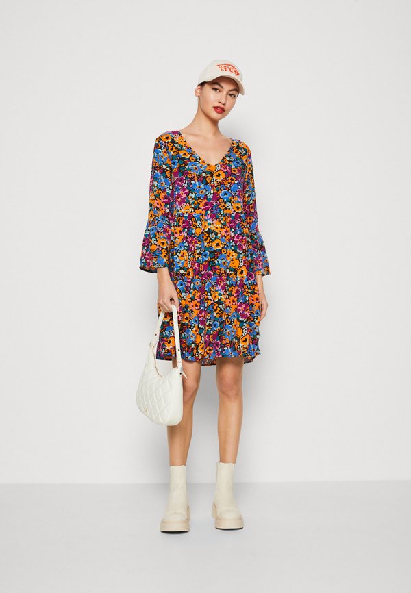 JDY JDYSTAAR LIFE ABOVE KNEE DRESS