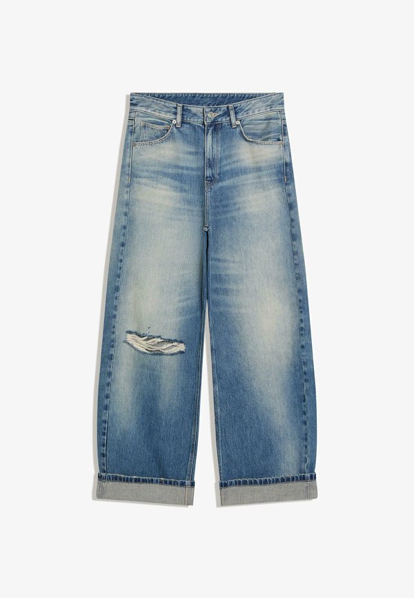 Bershka BALLOON JEANS WITH BACK BUCKLE 02057054 - Relaxed fit jeans - light blue