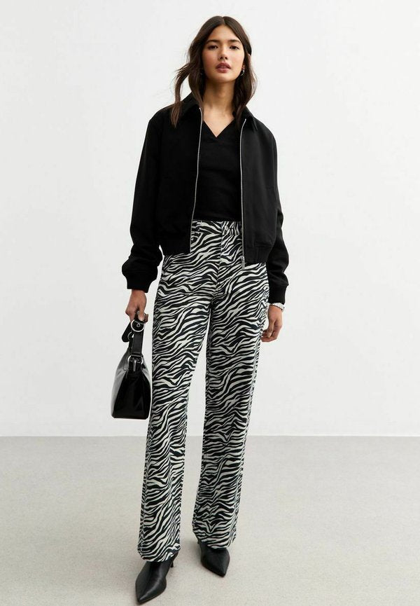 New Look ZEBRA PRINT ADALAE WIDE LEG JEANS