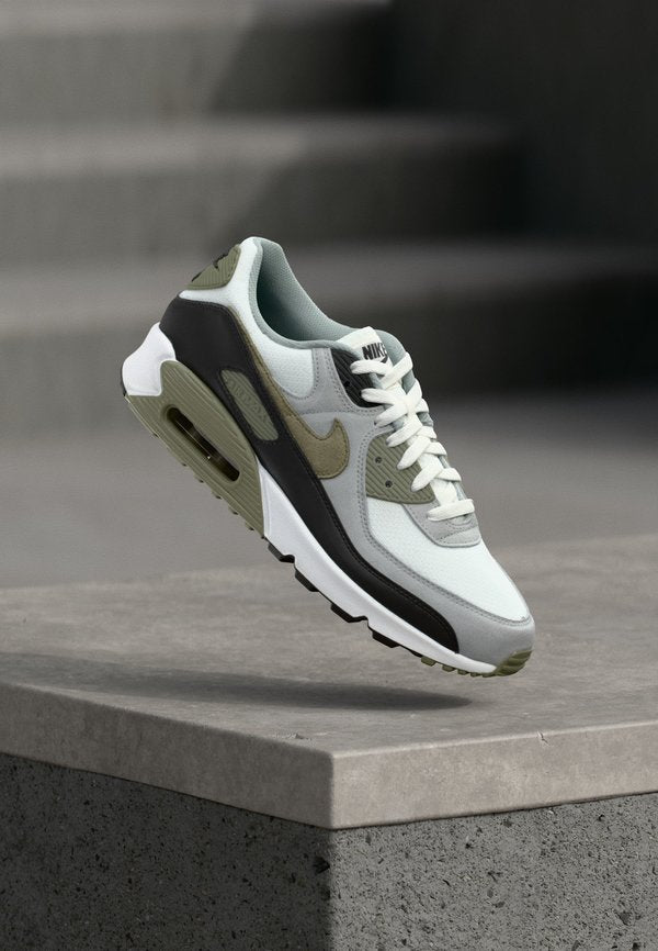 Nike Sportswear AIR MAX 90 ESS - Trainers - summit white/silver-coloured sage/light pumice/black/white