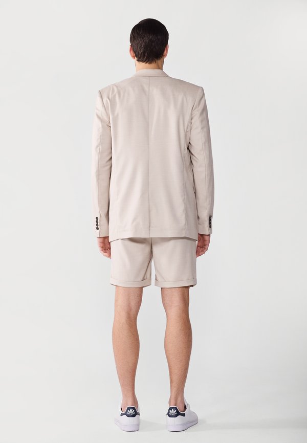 Pier One by Zalando BASIC SUIT W/ SHORTS