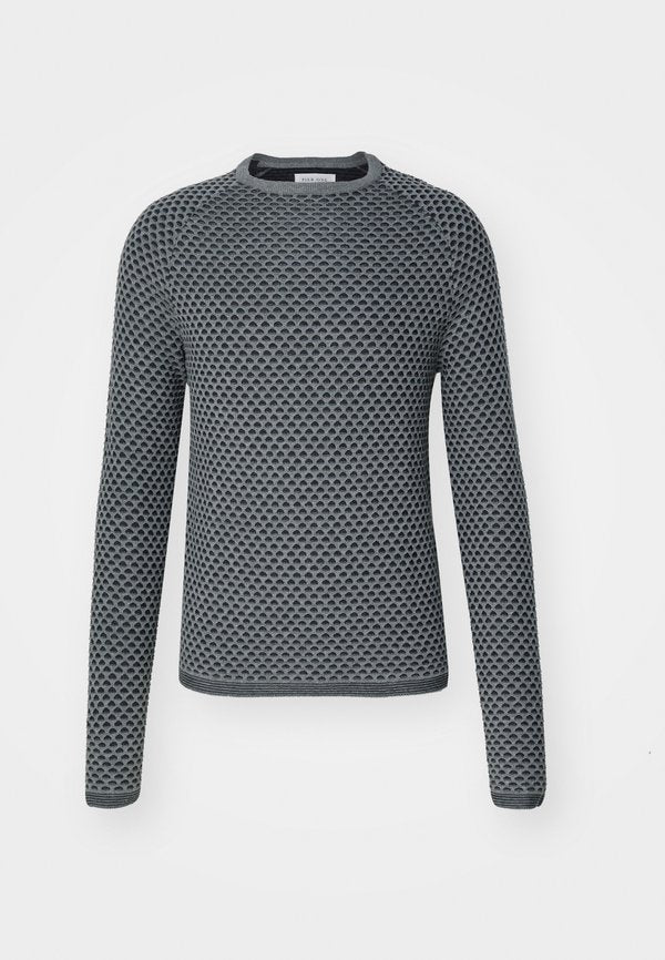 Pier One by Zalando