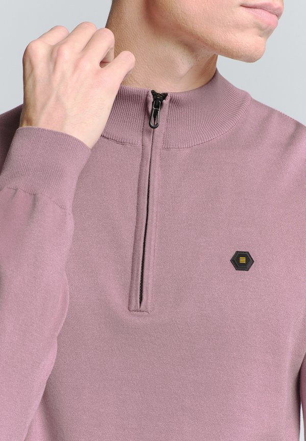 NO EXCESS HALF-ZIP