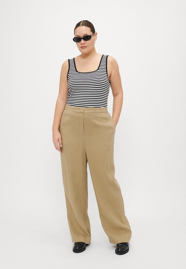Tommy Hilfiger Curve TAILORED