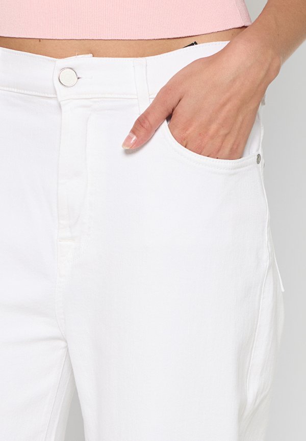 7 for all mankind MALIA