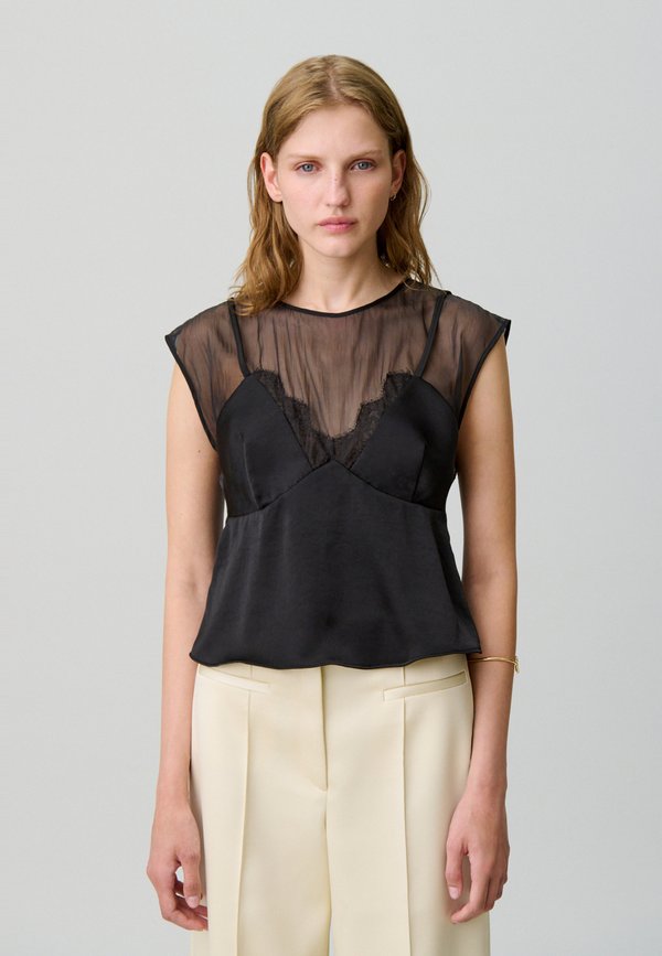 Claudie Pierlot