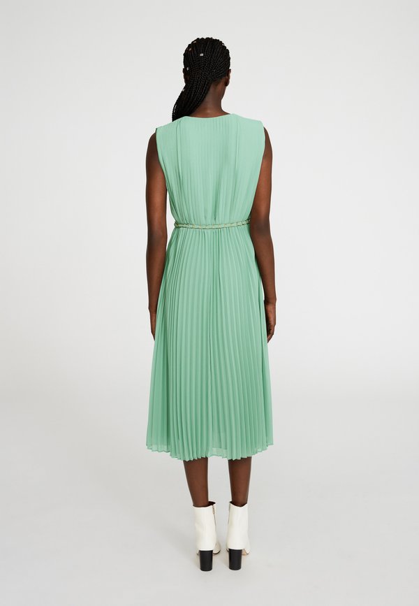 Claudie Pierlot ROXY