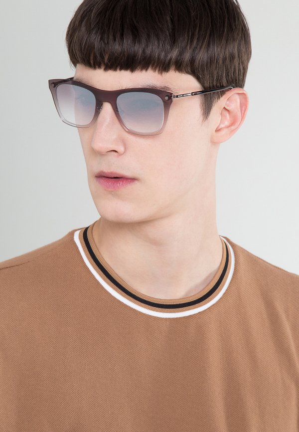 MARC JACOBS SUN