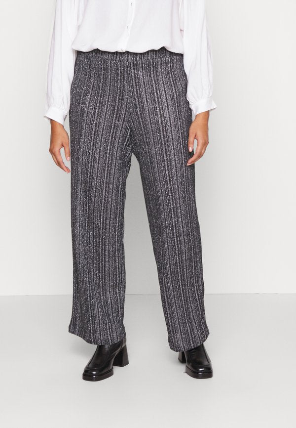 Noisy May Curve NMEIZA LOOSE PANTS