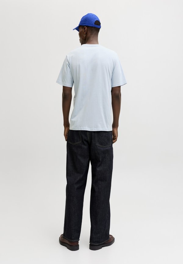 Jack & Jones JJESOHO TEE SS CREW NECK NOOS