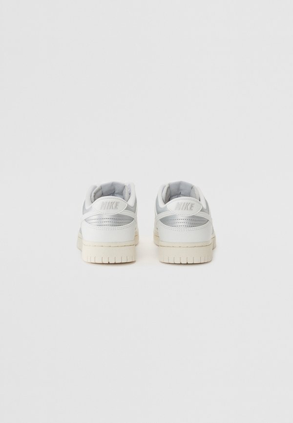 Nike Sportswear DUNK LOW