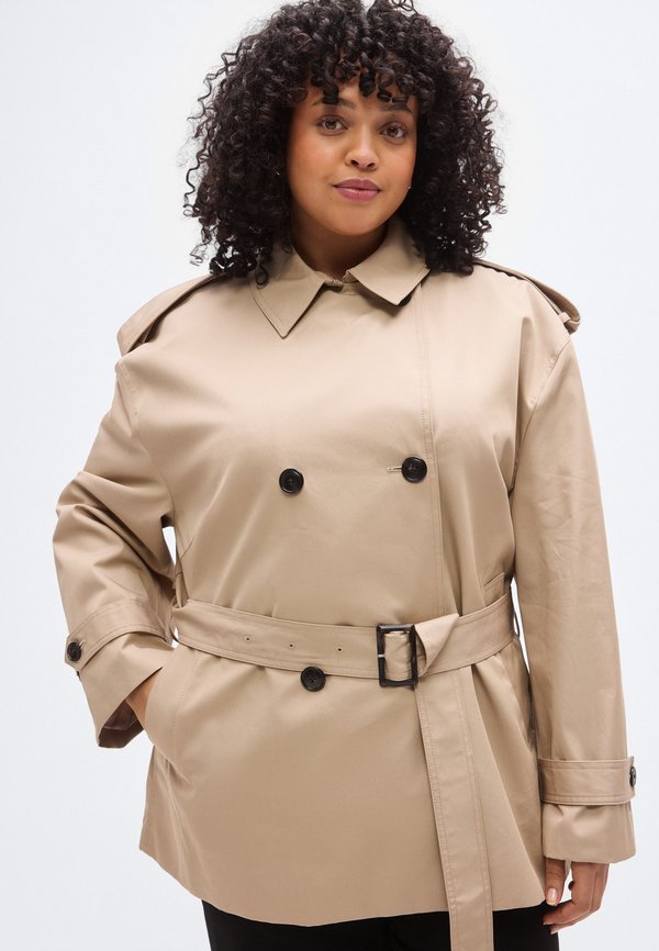 Tommy Hilfiger Curve CURVE BELTED RELAXED SHORT TRENCH COAT